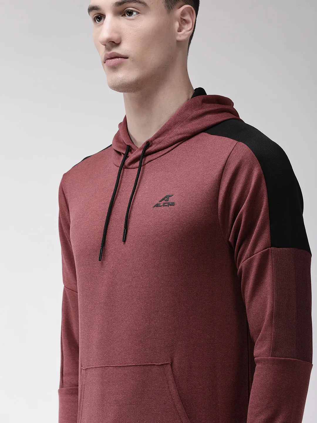 Alcis Men Maroon Solid Hooded Sweatshirt