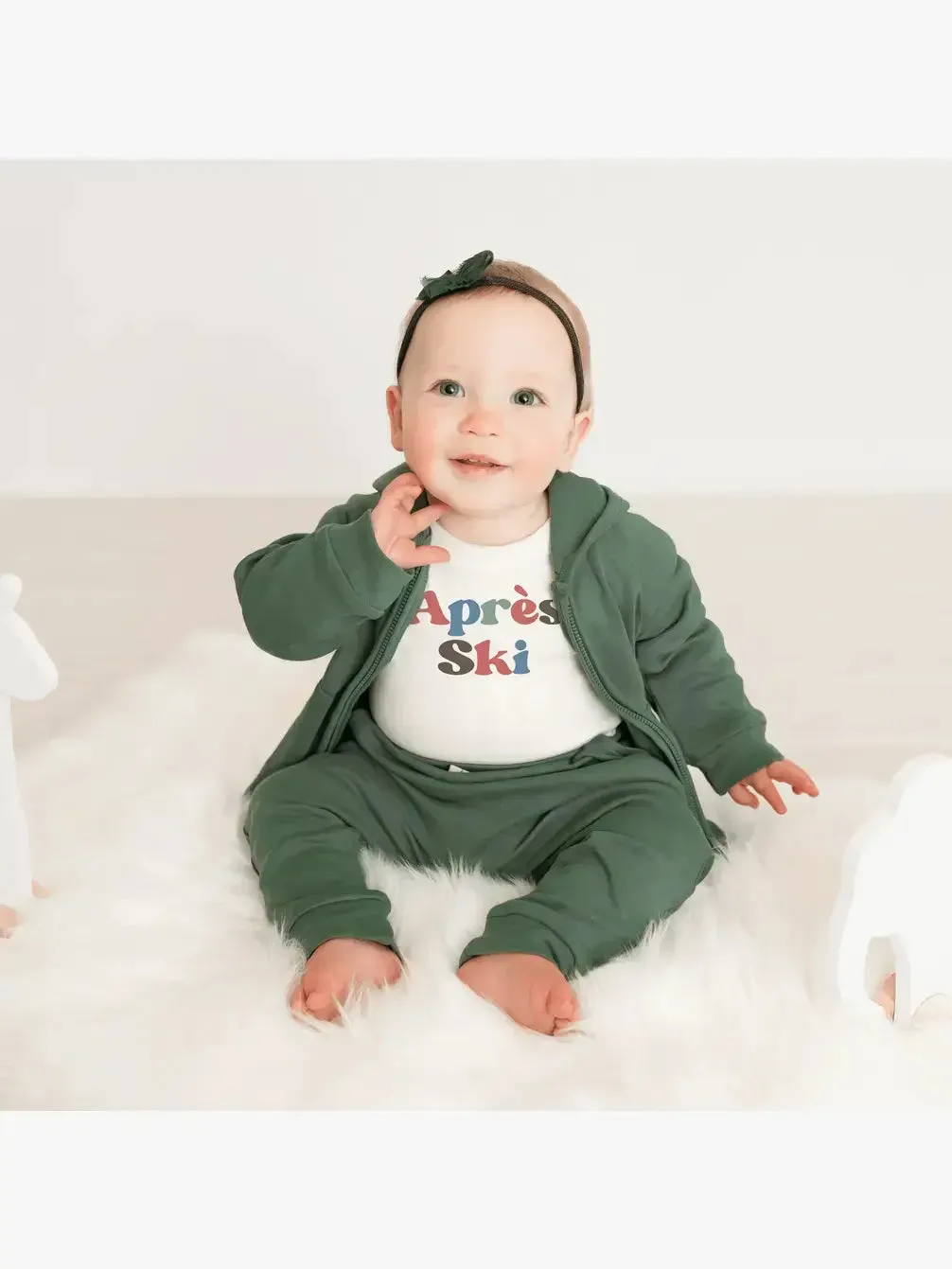 Baby kid lounge pants | basil green