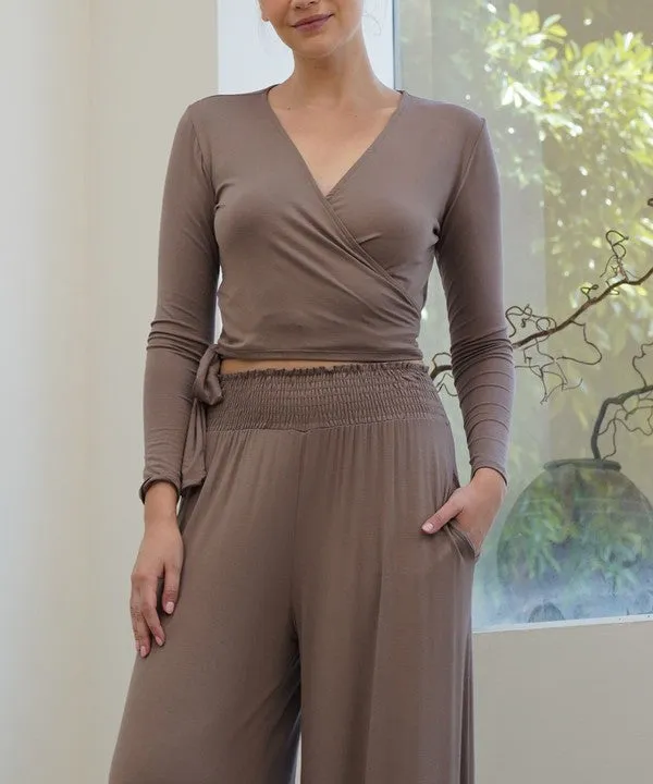 BAMBOO long sleeve crop wrap top
