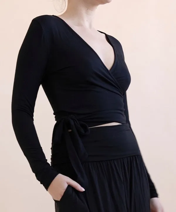 BAMBOO long sleeve crop wrap top