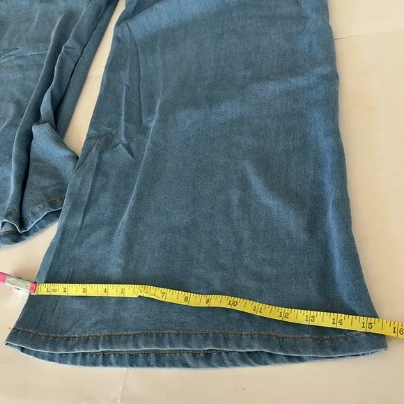 Denim Overalls Super soft wide leg Women’s size L Jean bib overalls overalls