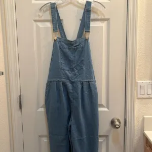 Denim Overalls Super soft wide leg Women’s size L Jean bib overalls overalls
