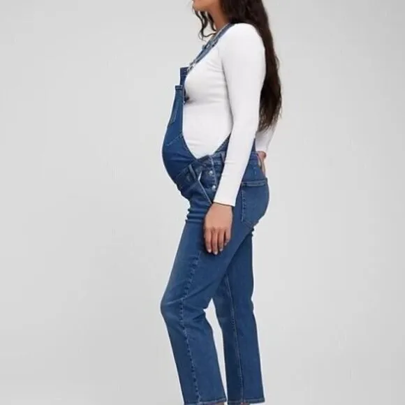 GAP Maternity White Denim OVERALLS Size Medium RETAIL $100 SUPER CUTE