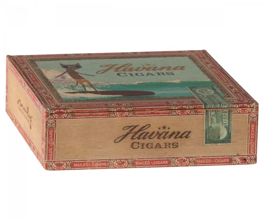MAILEG Mum & Dad in Cigar Box