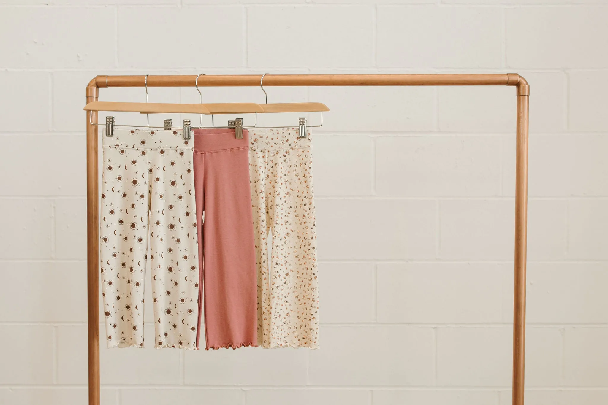 Meet me at Sunset:   Lettuce Hem Pants
