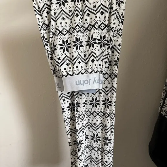 New Tommy John Second Skin Women’s Pajamas set, Size XS