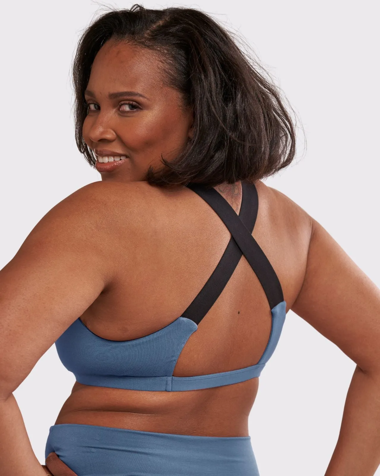 Niya Pullover Lounge Bra