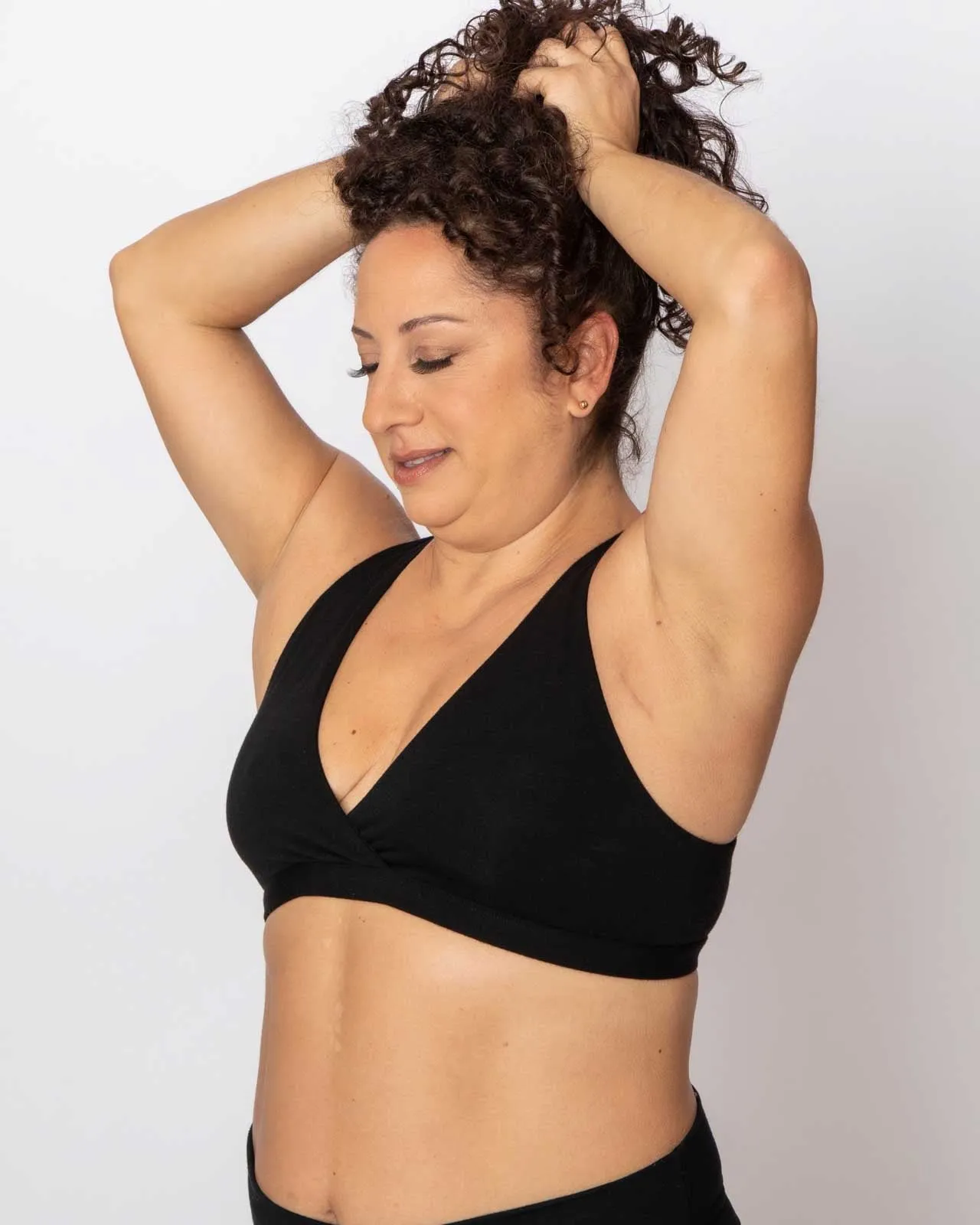 Niya Pullover Lounge Bra