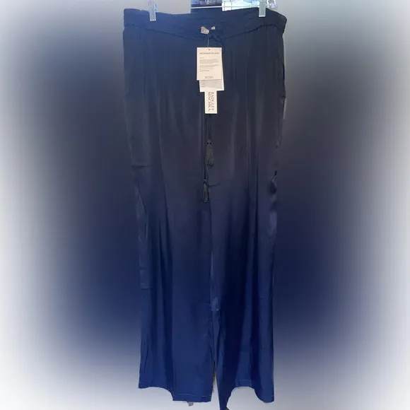 NWT BLUE/Black Silk Ombré Lounge SET. Top &amp; Pant!! 1 SMALL Only Left!
