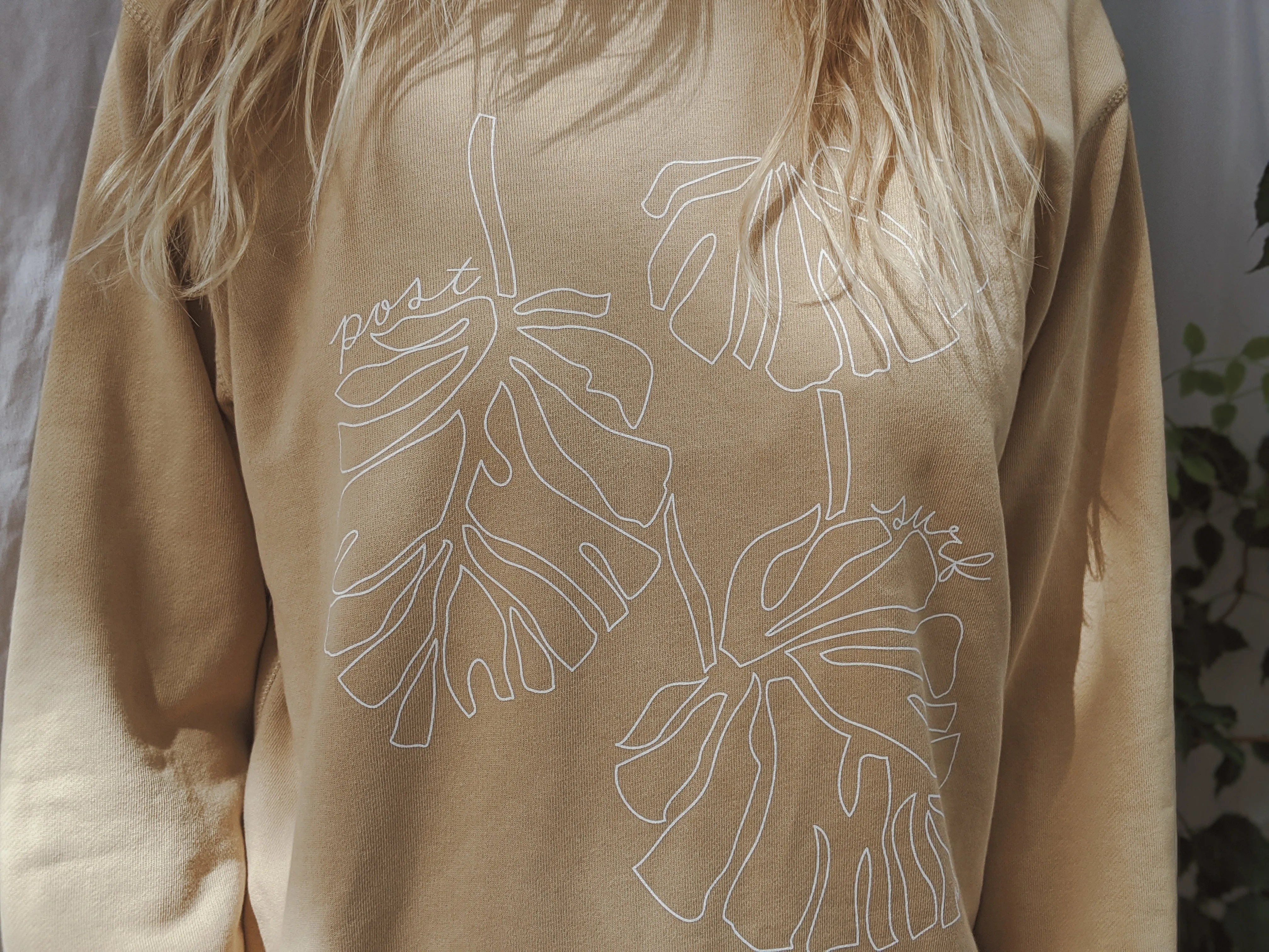 *PREORDER ONLY* Oversized Monstera Sweatshirt 2.0 - SAND
