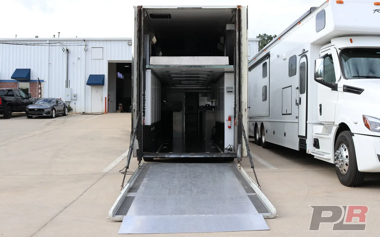 **PRICE REDUCED** 1999 Champion 53ft Screw / Chain Liftgate Race Trailer and 1999 Kenworth T2000 Semi Combo For Sale