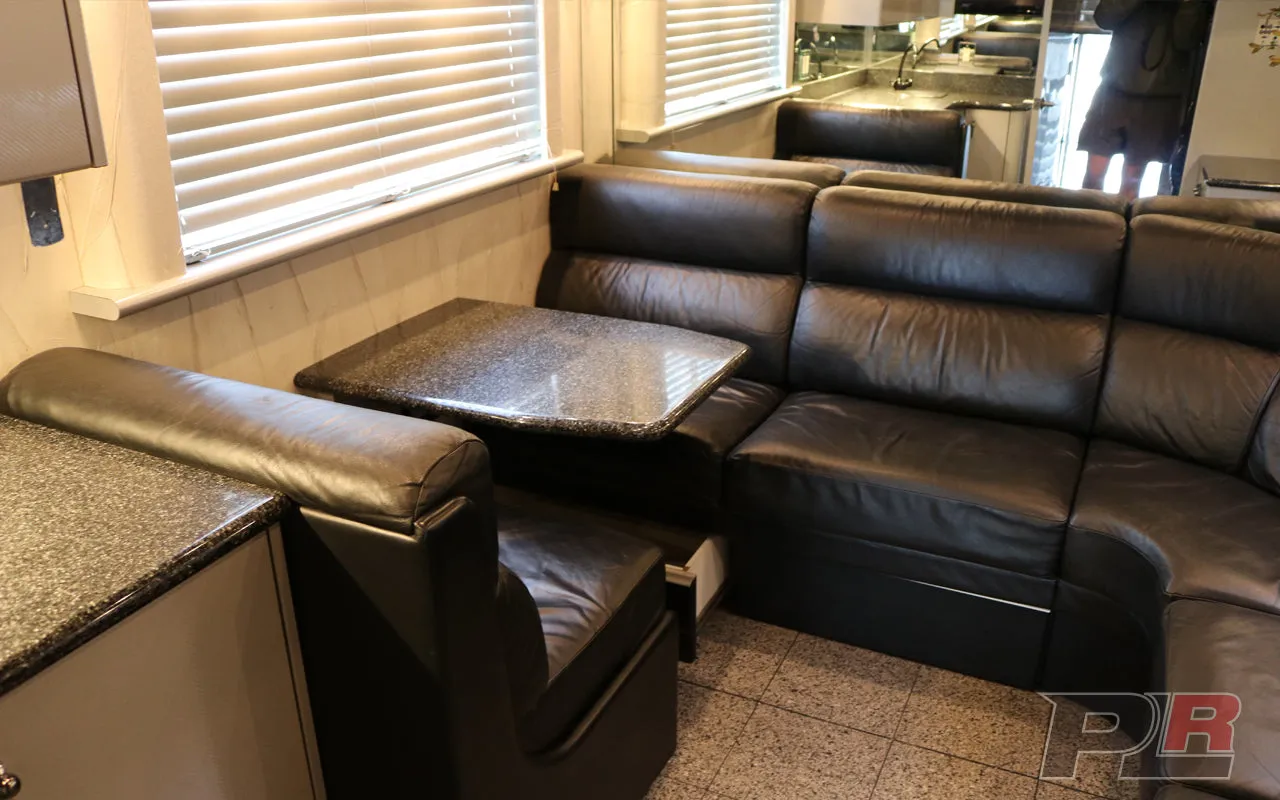 **PRICE REDUCED** 1999 Champion 53ft Screw / Chain Liftgate Race Trailer and 1999 Kenworth T2000 Semi Combo For Sale