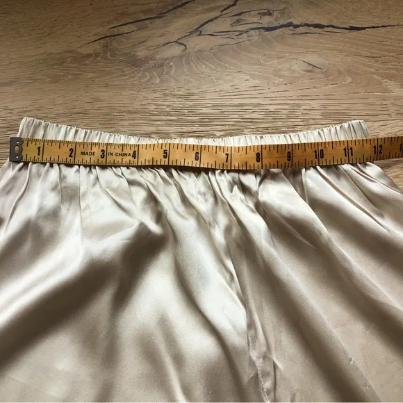 Real silk pajama lounge pants size M/L price firm