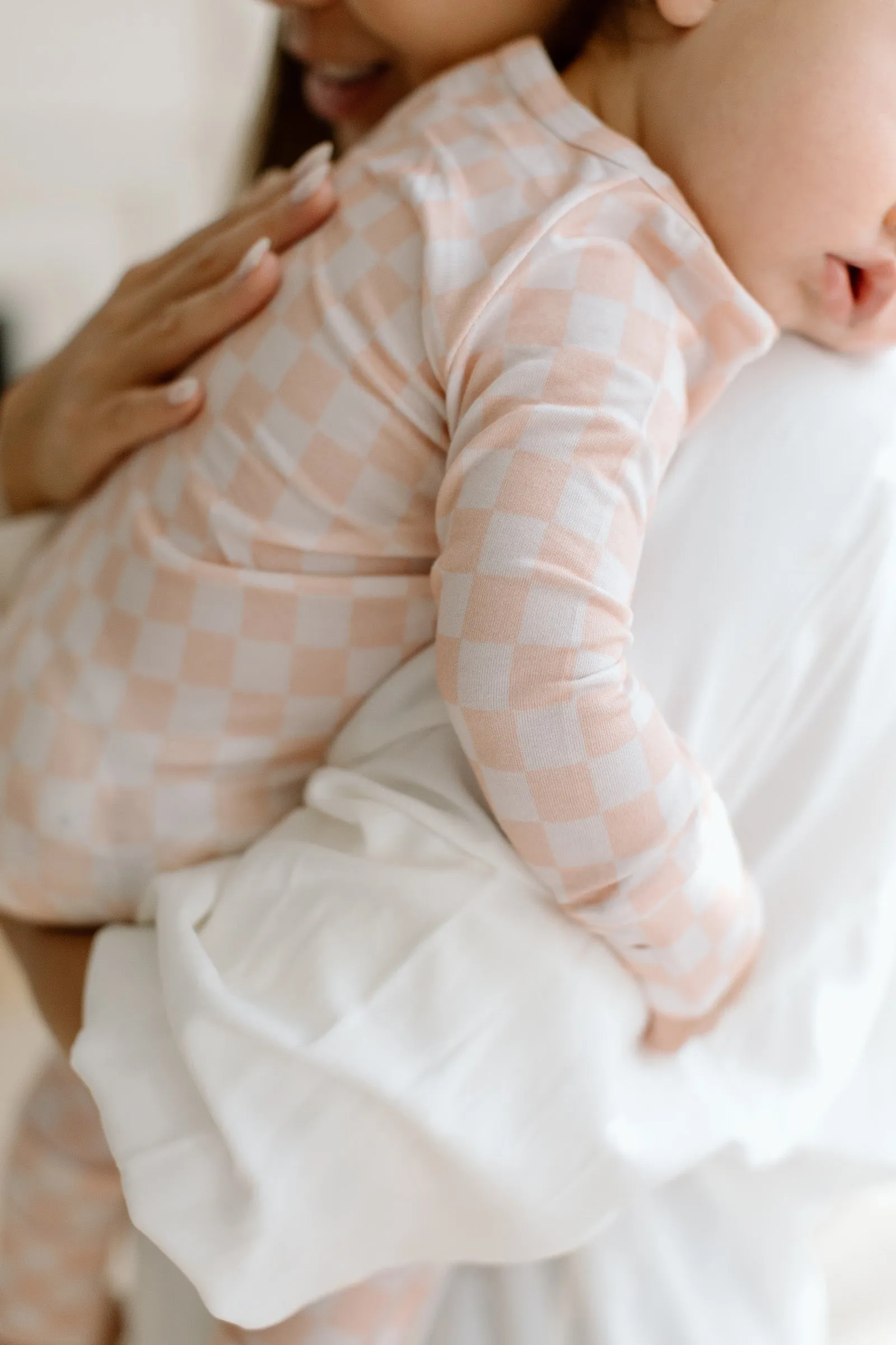 Sleeper - Pink Checkerboard