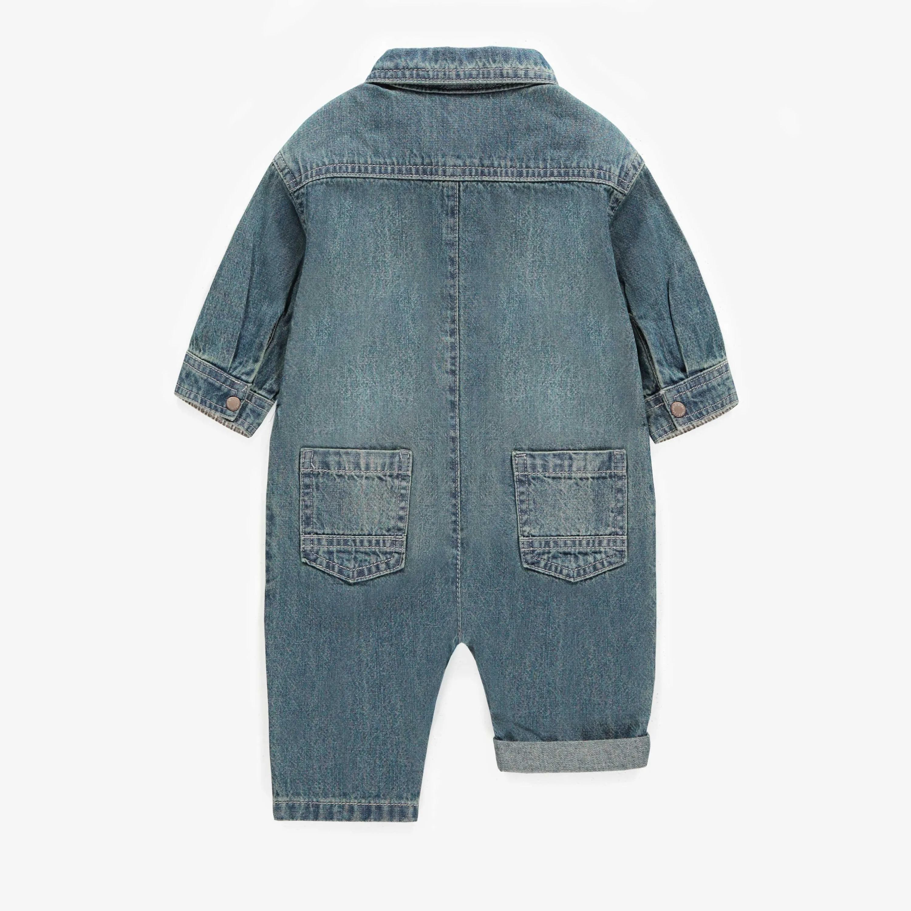 Une-pièce long coupe relax en denim léger, naissance || Long one-piece relax fit in light denim, newborn