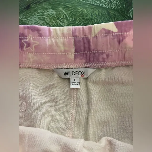 WILDFOX SLEEP Long Sleeve Top &amp; Shorts Pajamas, Tie Dye Stars, Large, NWT